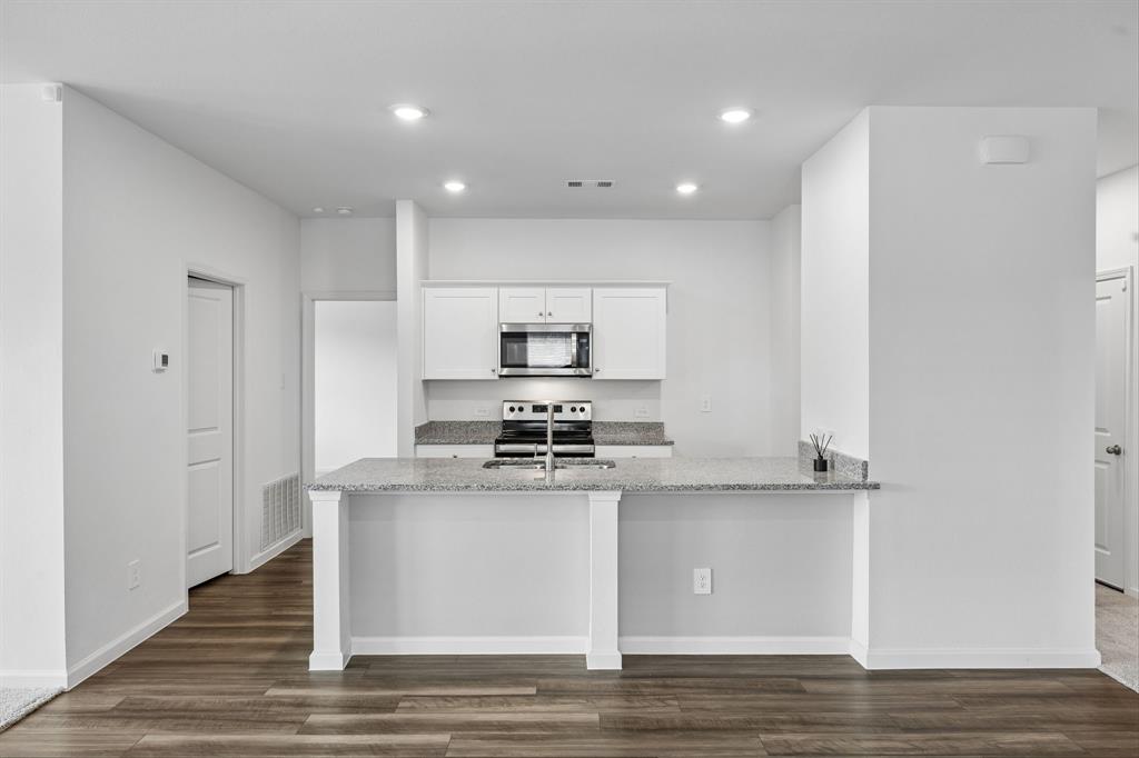 1601 Shadow Hawk Property Photo 14