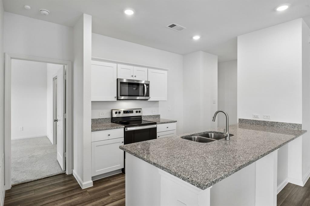 1601 Shadow Hawk Property Photo 15