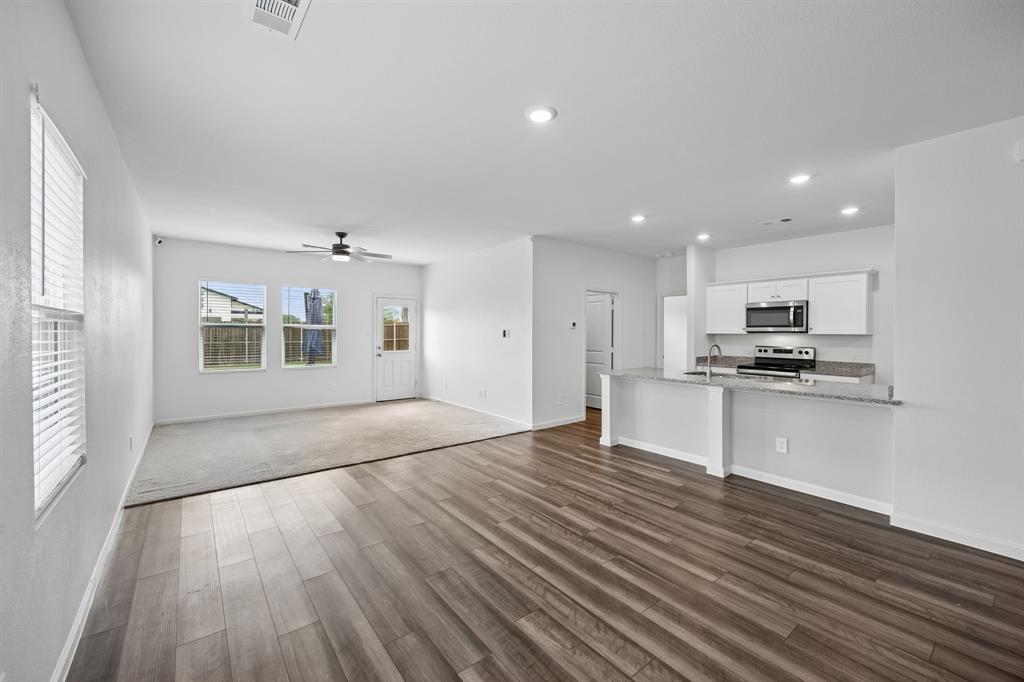 1601 Shadow Hawk Property Photo 16