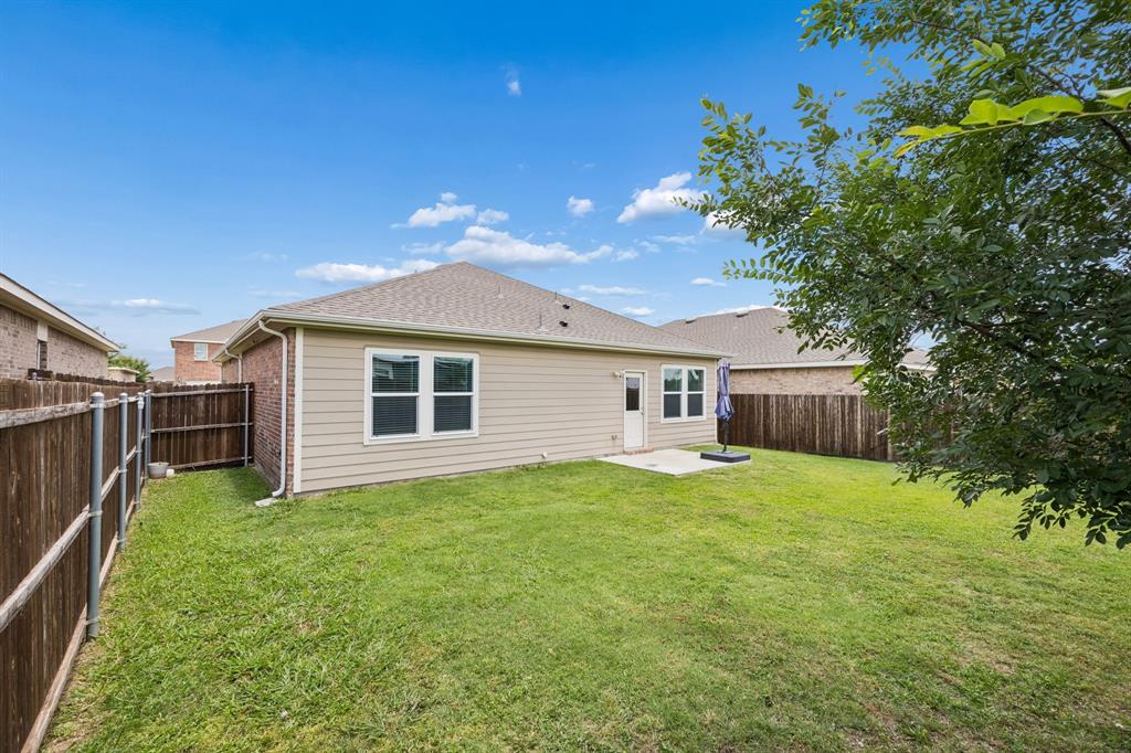 1601 Shadow Hawk Property Photo 28