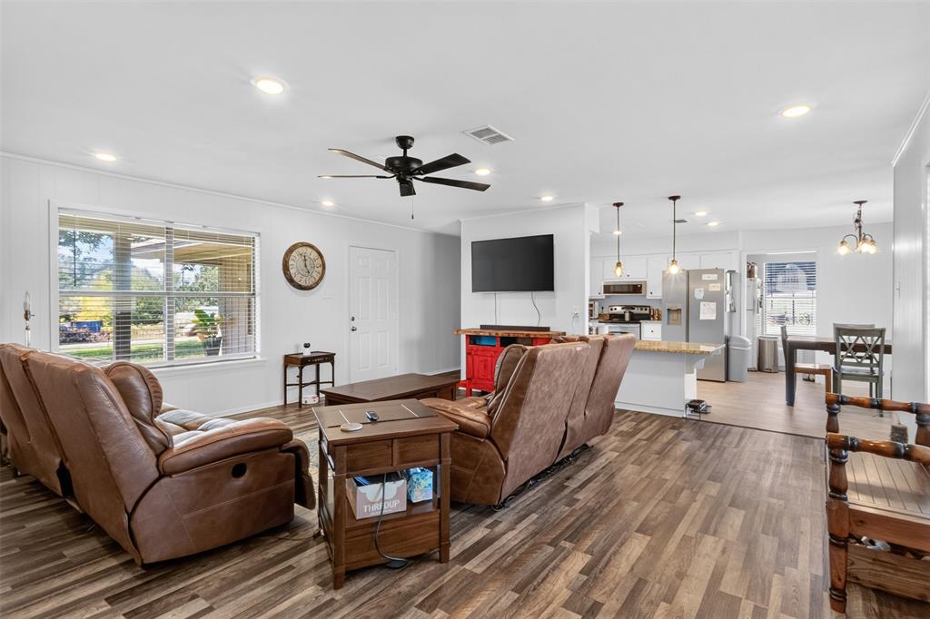6834 Fm 1795 Property Photo 10