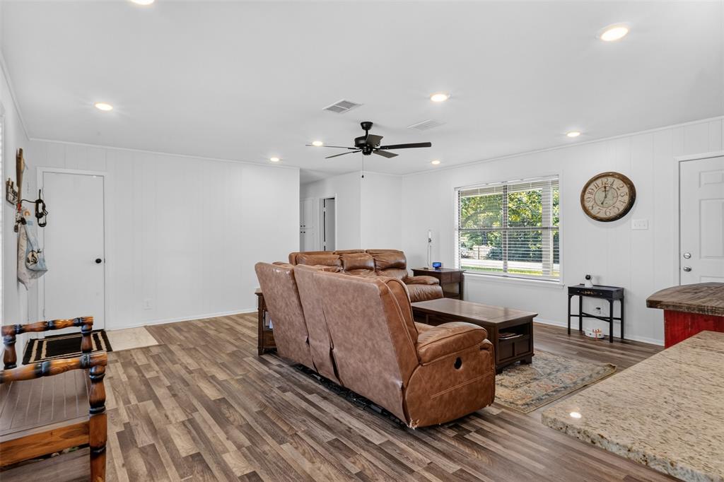 6834 Fm 1795 Property Photo 18