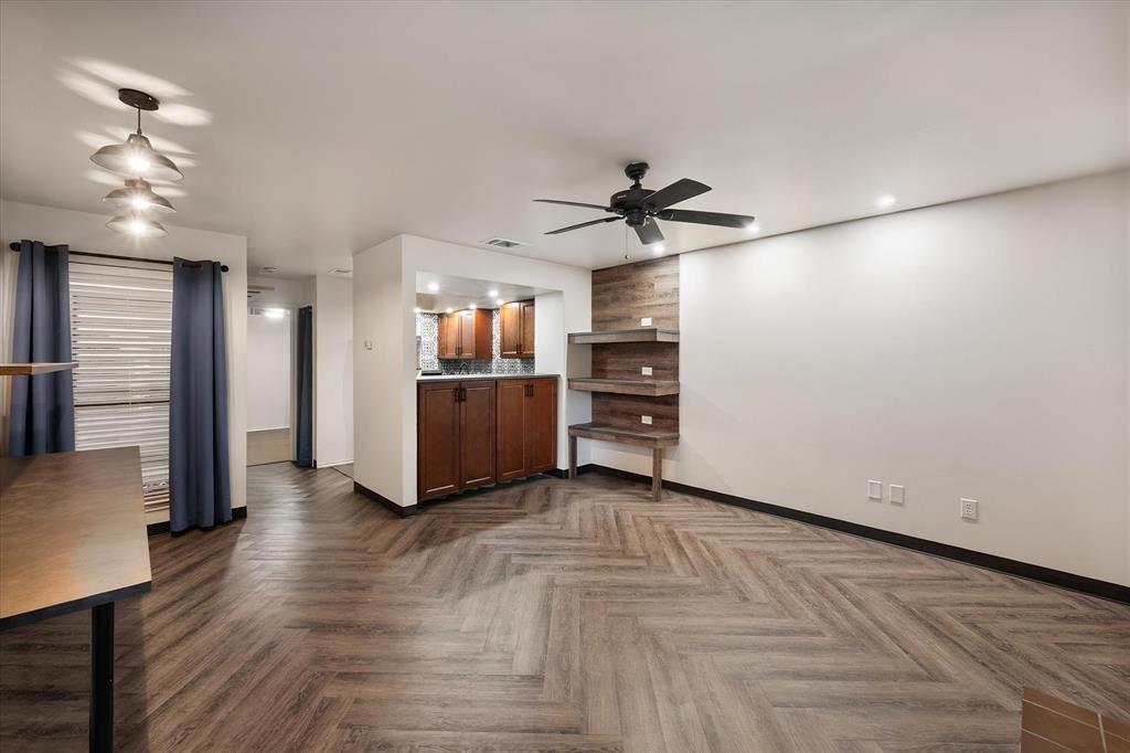 2300 Bamboo Drive N102 Property Photo 4