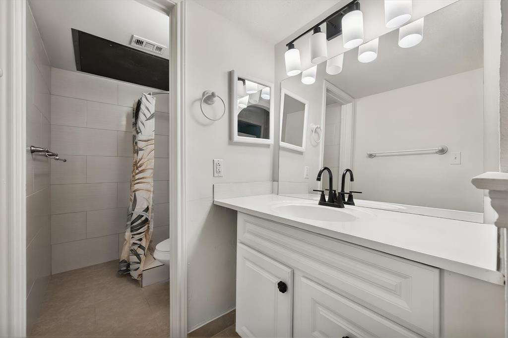 2300 Bamboo Drive N102 Property Photo 8