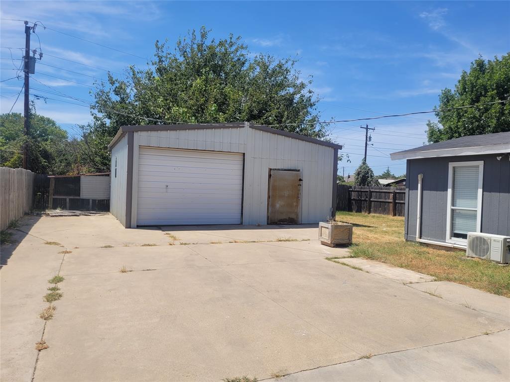1921 Pelican Drive Property Photo 1