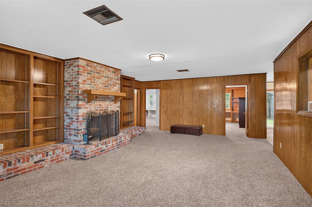 475 Jann Drive Property Photo 4