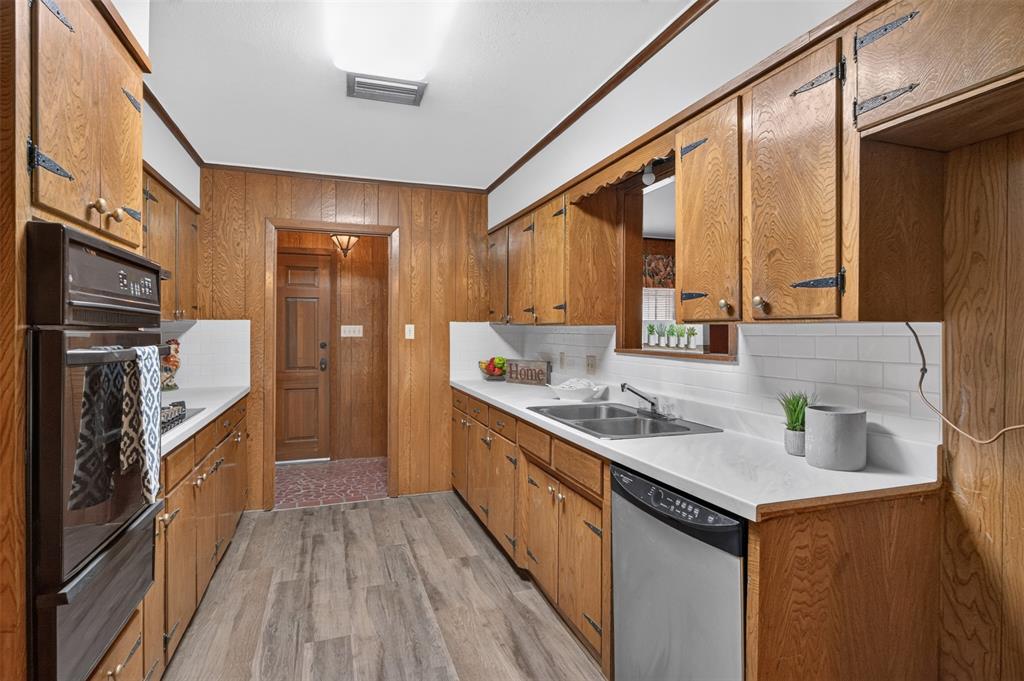 475 Jann Drive Property Photo 8