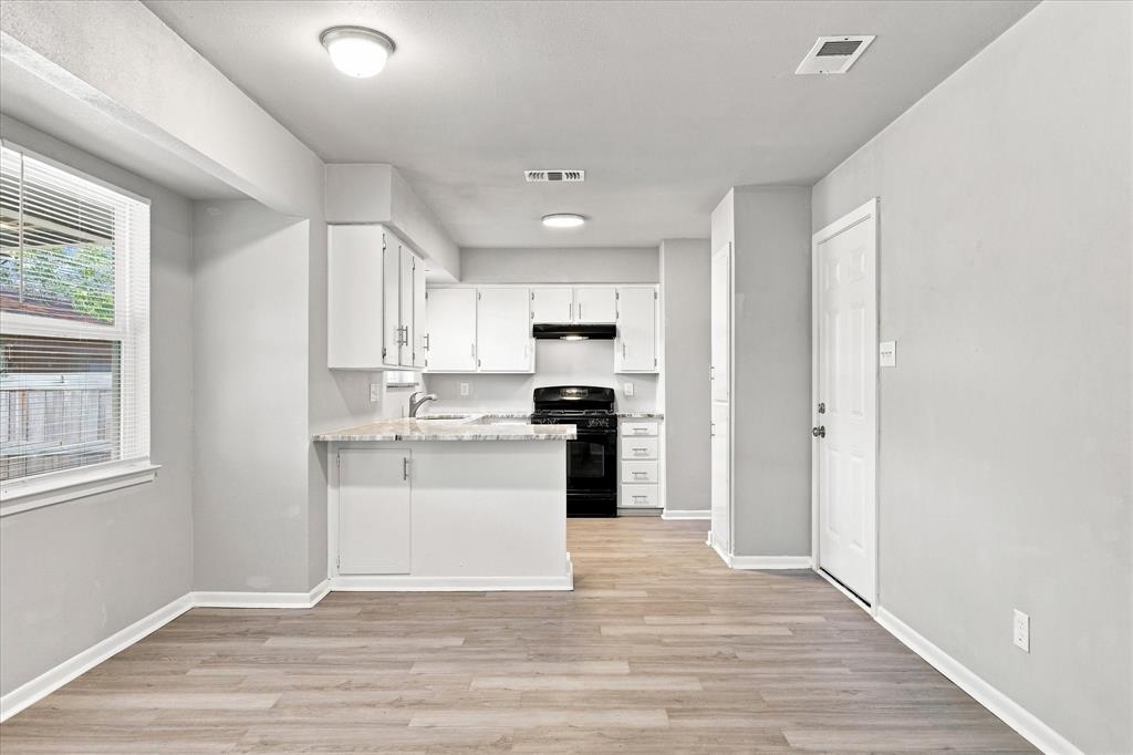 104 Stephen Drive Property Photo 10