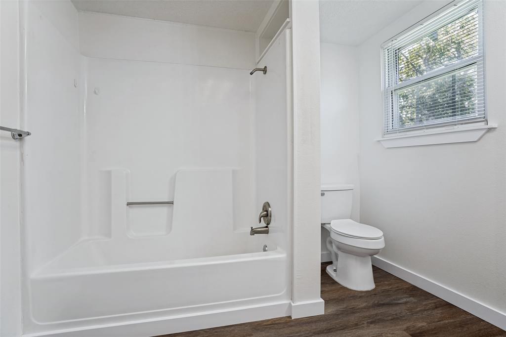 419 N Crawford Street Property Photo 16