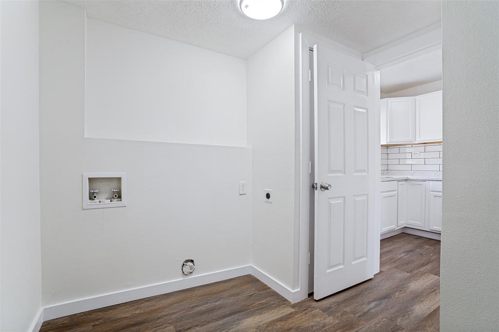 419 N Crawford Street Property Photo 19