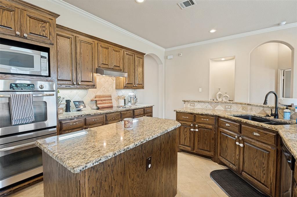 15600 Fire Creek Lane Property Photo 9