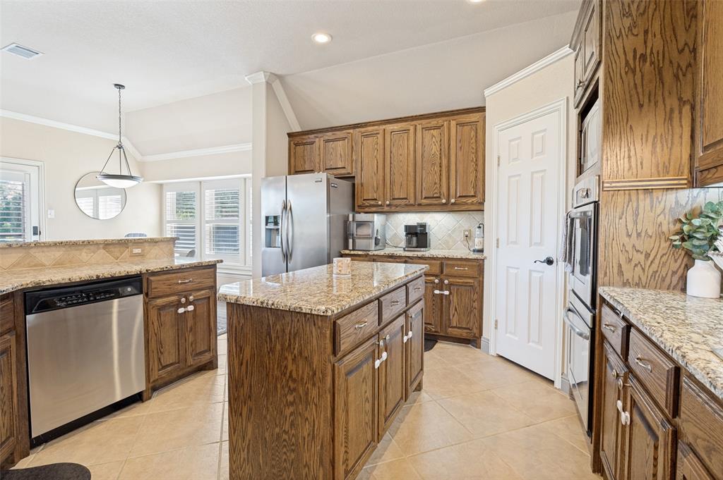 15600 Fire Creek Lane Property Photo 10