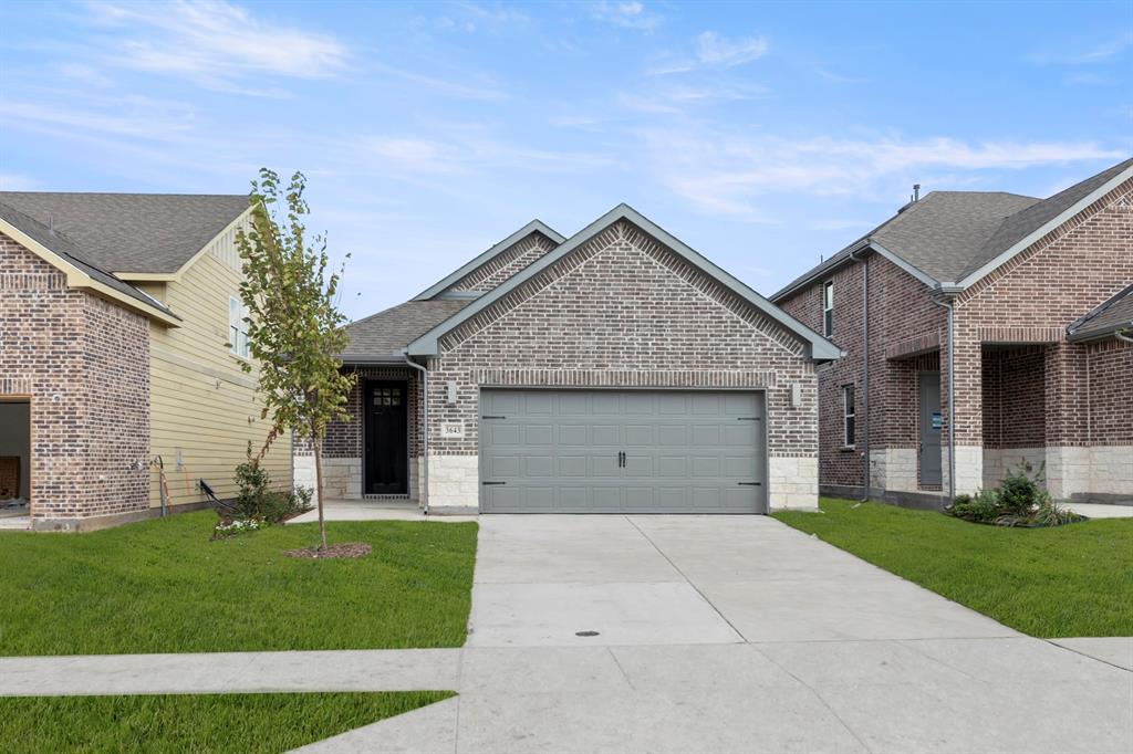 3643 Castle Drive Property Photo 1