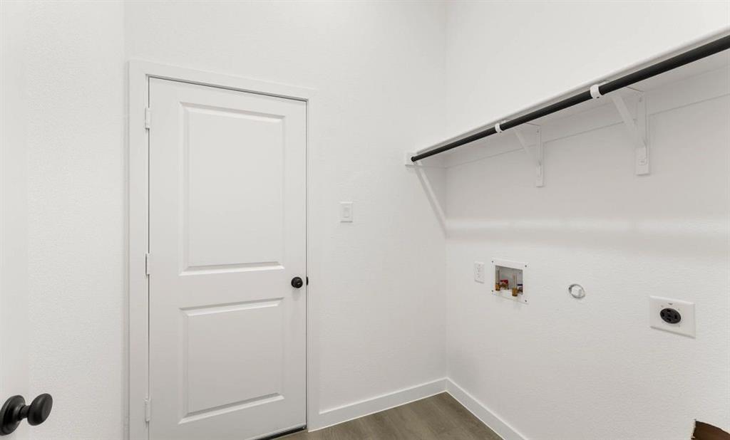3643 Castle Drive Property Photo 6