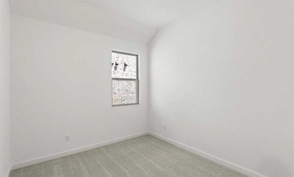 3643 Castle Drive Property Photo 7