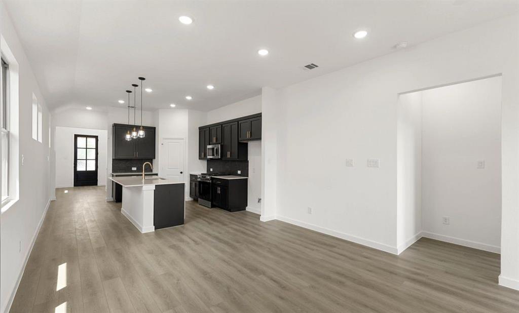 3643 Castle Drive Property Photo 16