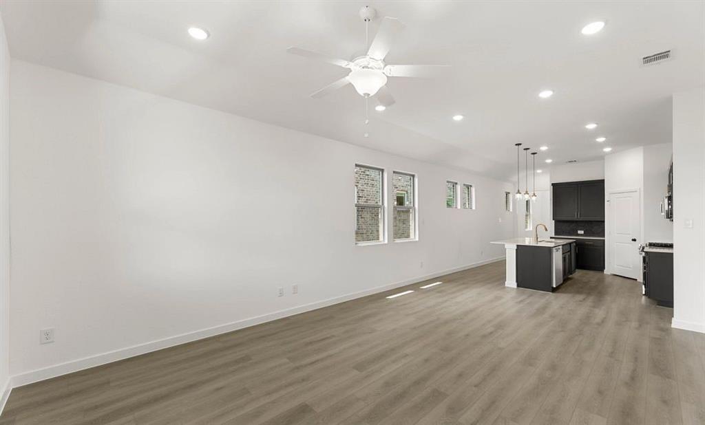 3643 Castle Drive Property Photo 19