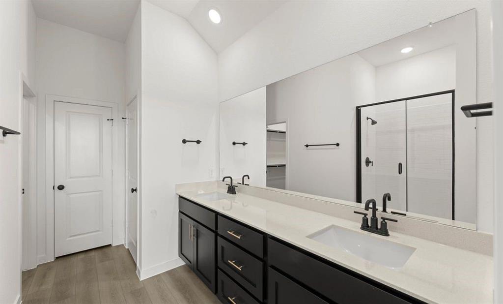 3643 Castle Drive Property Photo 23