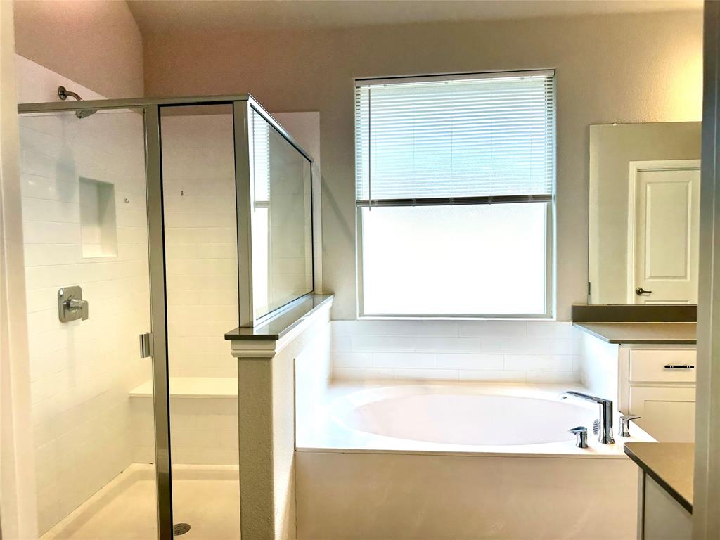 1008 Virginia Drive Property Photo 10