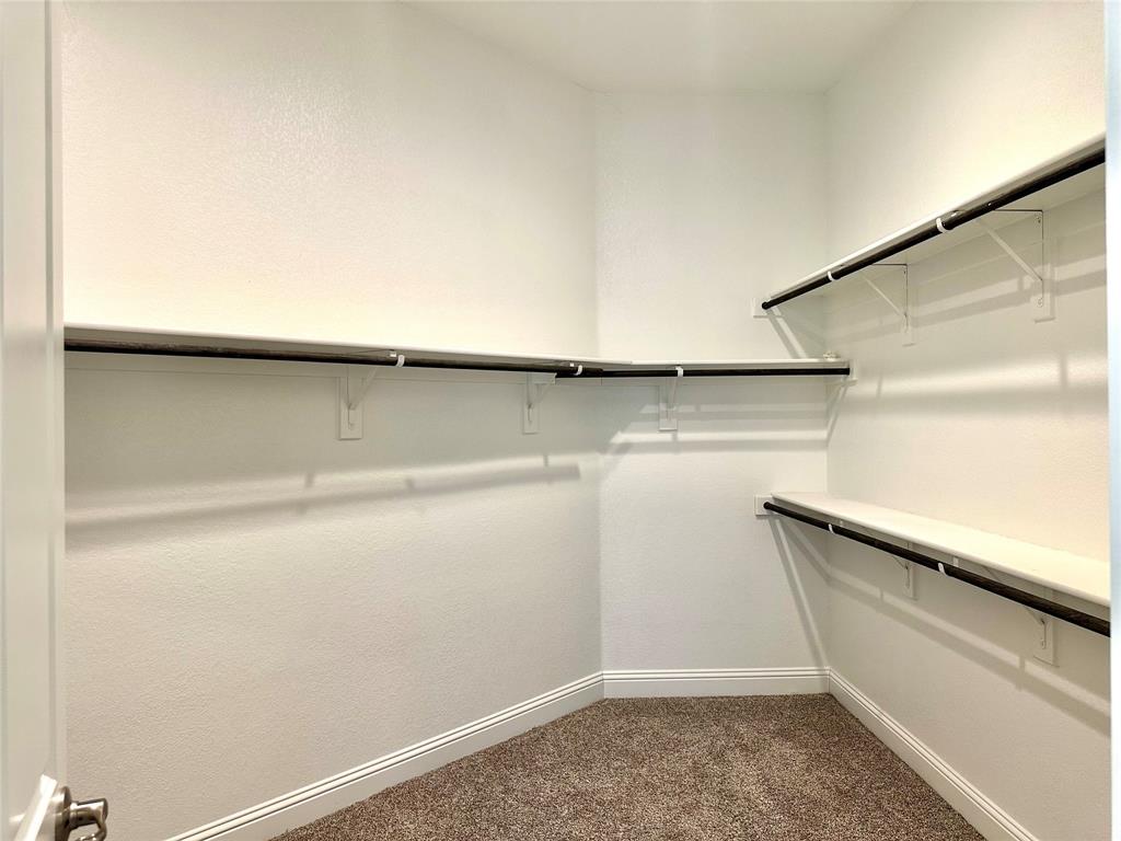 1008 Virginia Drive Property Photo 11