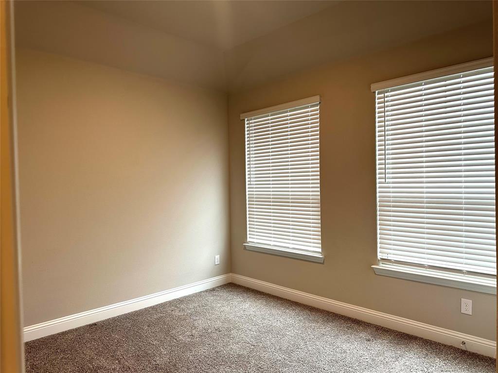 1008 Virginia Drive Property Photo 13