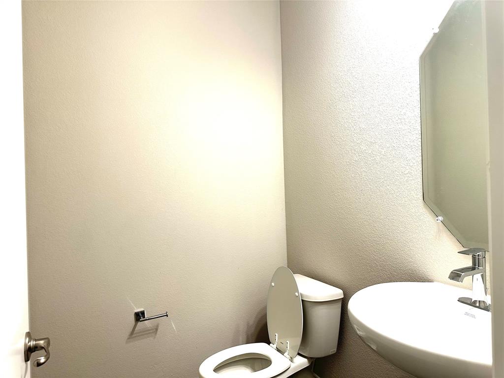 1008 Virginia Drive Property Photo 17