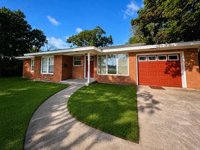 850 N HARBIN Property Photo 1