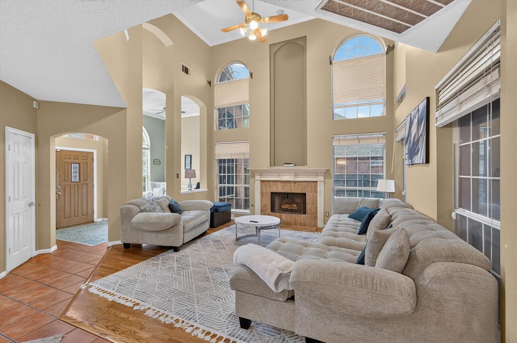 9803 Hickory Hollow Lane Property Photo 1
