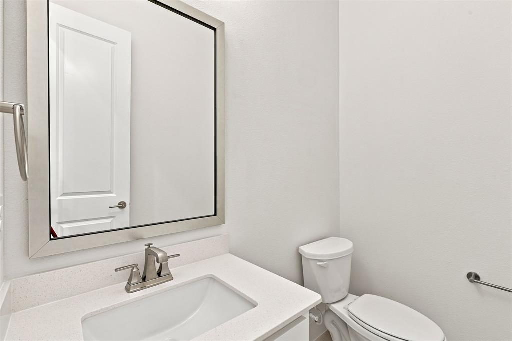 15264 Heartland Drive Property Photo 25