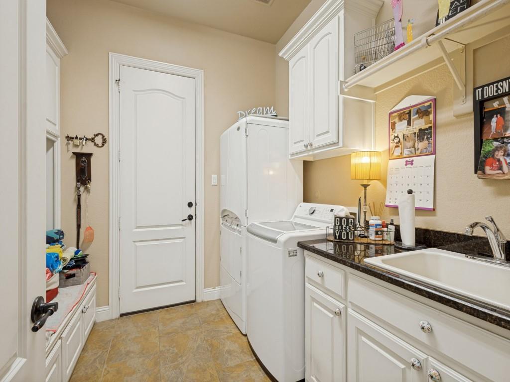 87 Castle Pines Circle Property Photo 11