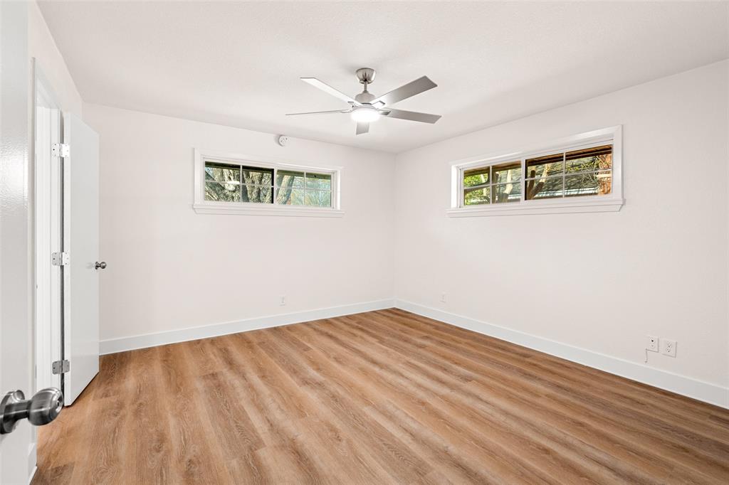 921 Bromwich Street Property Photo 28