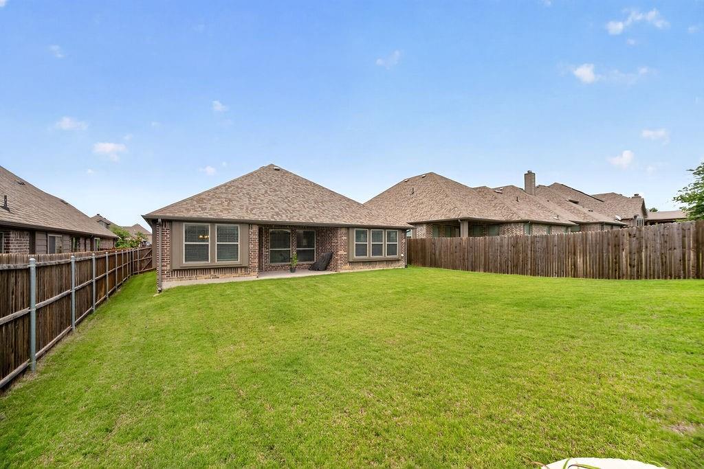 2105 Timineri Drive Property Photo 24