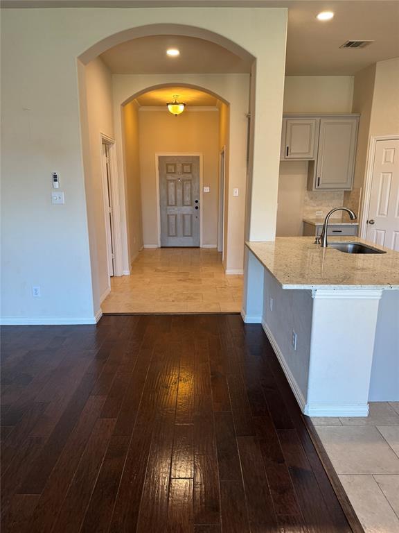 909 White Porch Avenue Property Photo 2