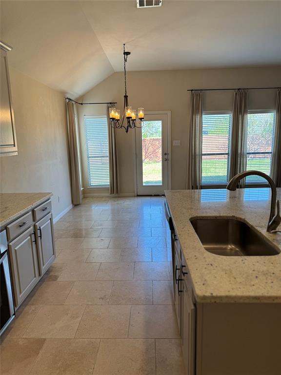 909 White Porch Avenue Property Photo 10
