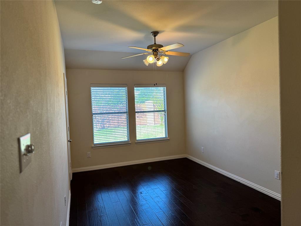 909 White Porch Avenue Property Photo 12