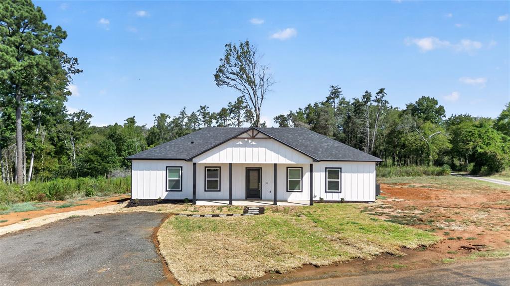 1439 Cr 4209 Property Photo 4