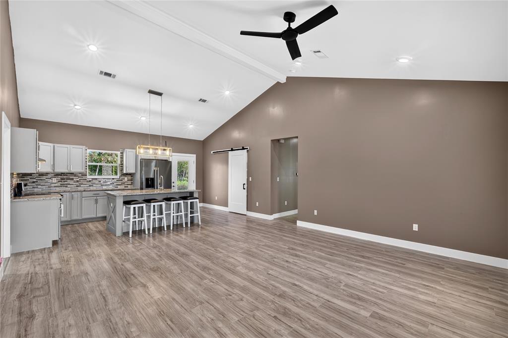 1439 Cr 4209 Property Photo 15