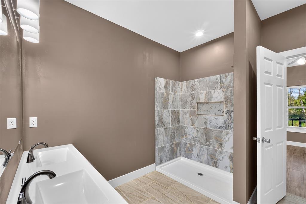 1439 Cr 4209 Property Photo 27