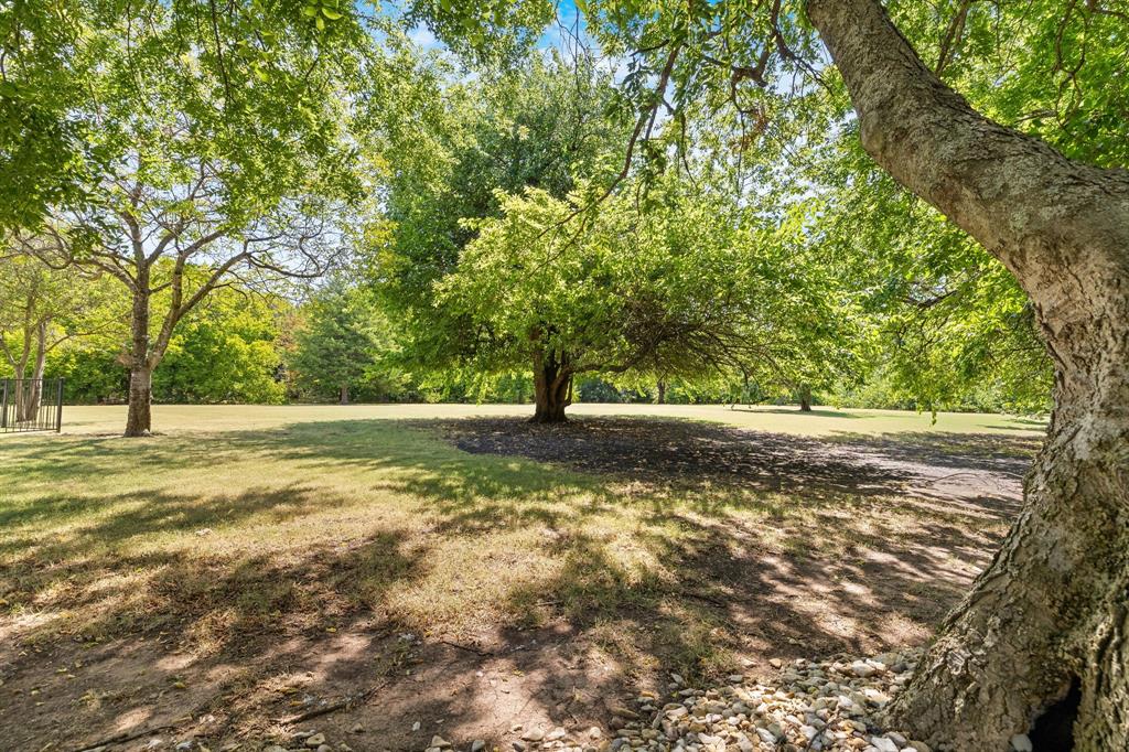 465 Bee Caves Road Property Photo 32