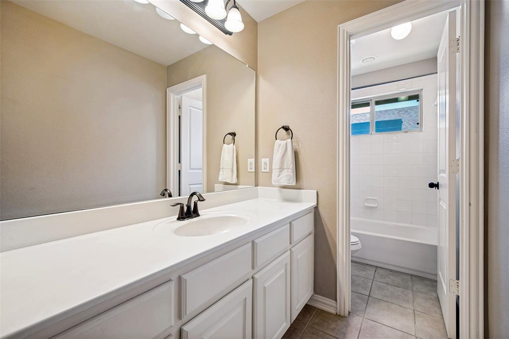 8100 Paisley Property Photo 18
