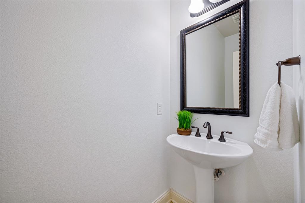 8100 Paisley Property Photo 22