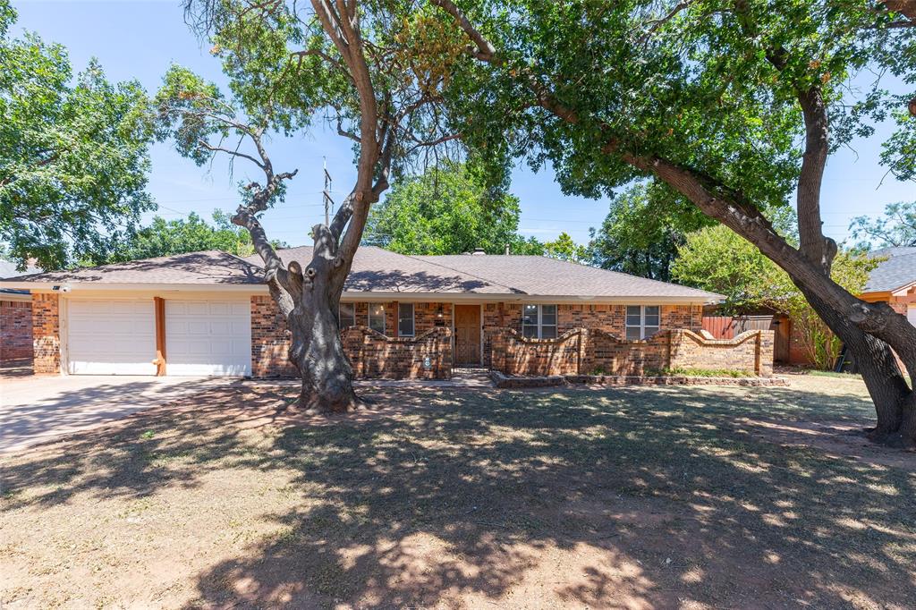 4002 Ligustrum Drive
