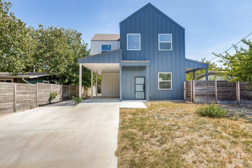 1042 Rosemont Street 1