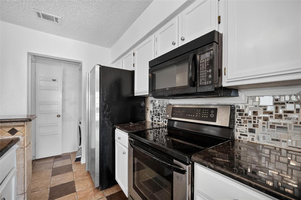 3404 Country Club Drive 264 Property Photo 3