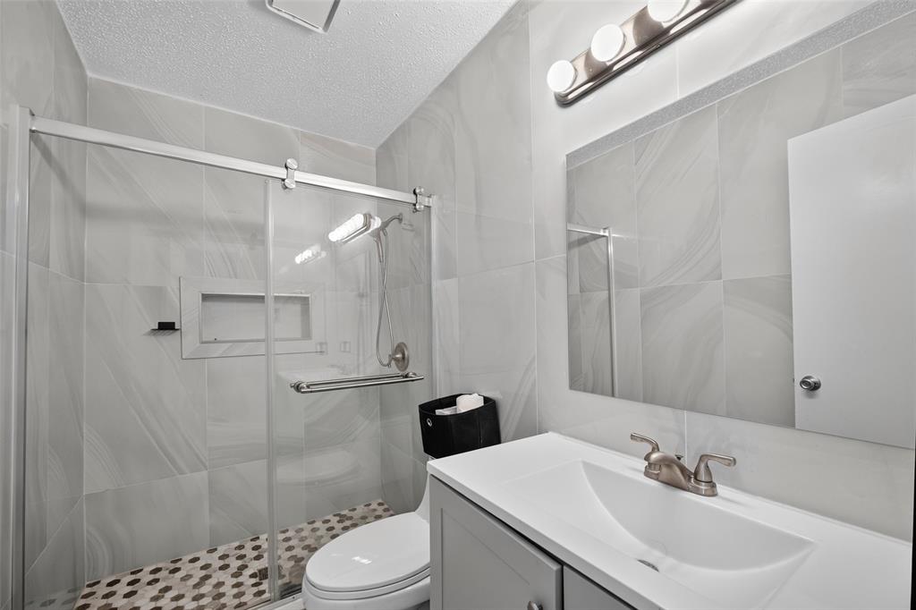 3404 Country Club Drive 264 Property Photo 13