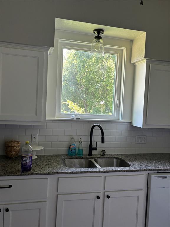 311 W Sam Rayburn Drive Property Photo 3