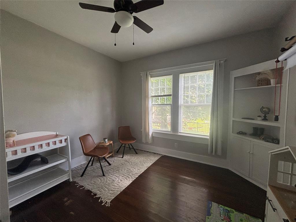 311 W Sam Rayburn Drive Property Photo 15