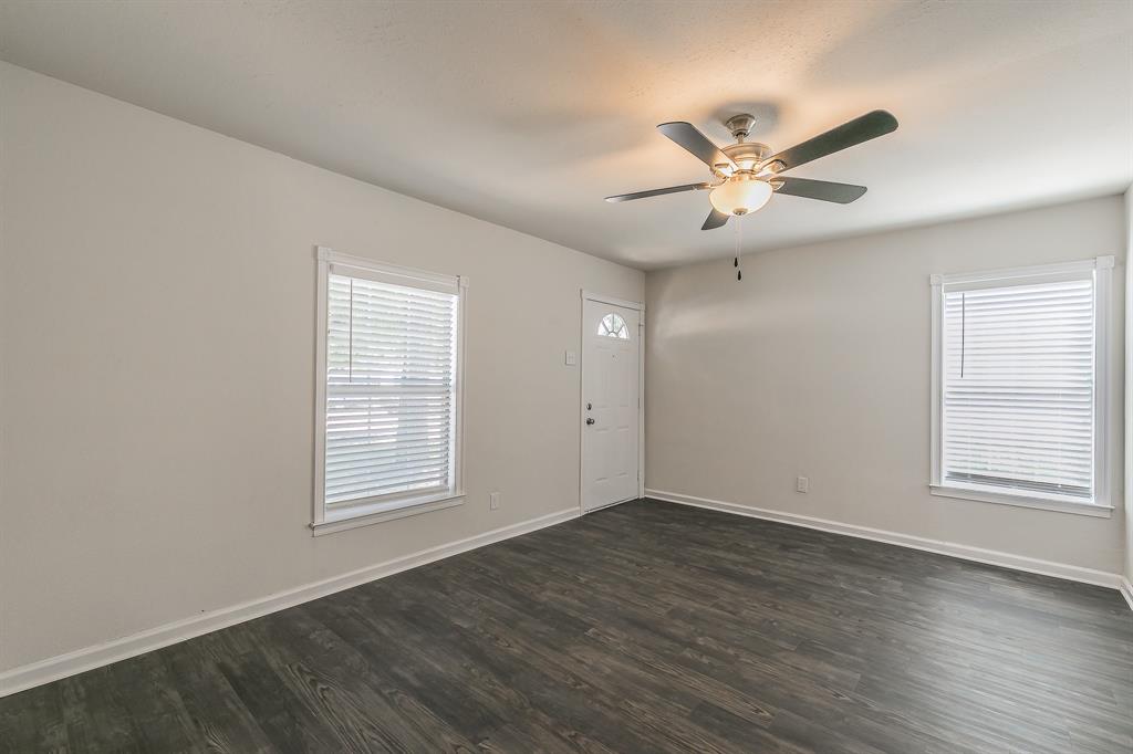 5729 Wellesley Avenue Property Photo 9