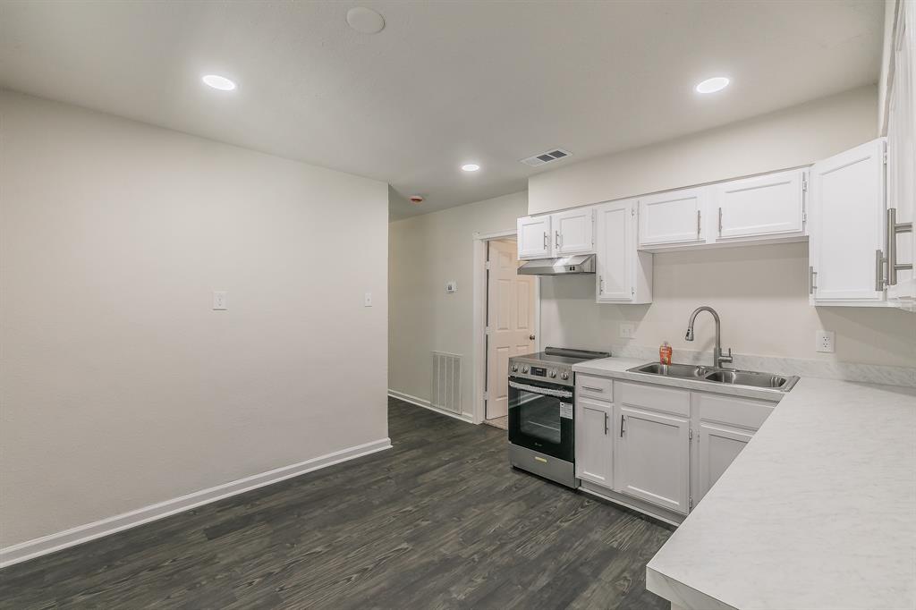5729 Wellesley Avenue Property Photo 24