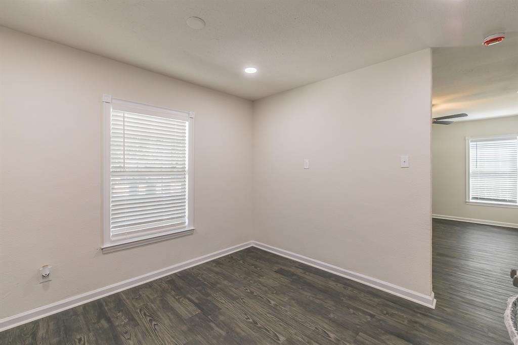 5729 Wellesley Avenue Property Photo 25